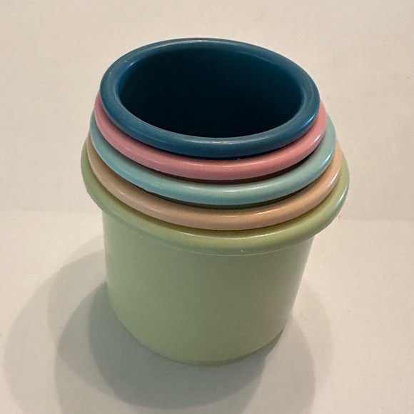 Stacking Nesting Cups Montessori Tub Time Learning Toys Water Play set of 5 - Picture 1 of 3